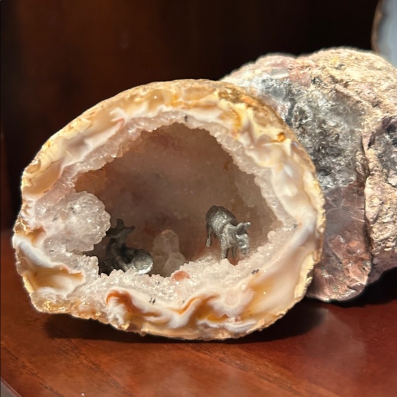 Geode Collection with Miniature Ladder and Figures - Picture 6 of 10